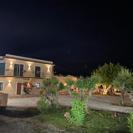 B&B Tenuta San Michele Capaccio Exterior photo
