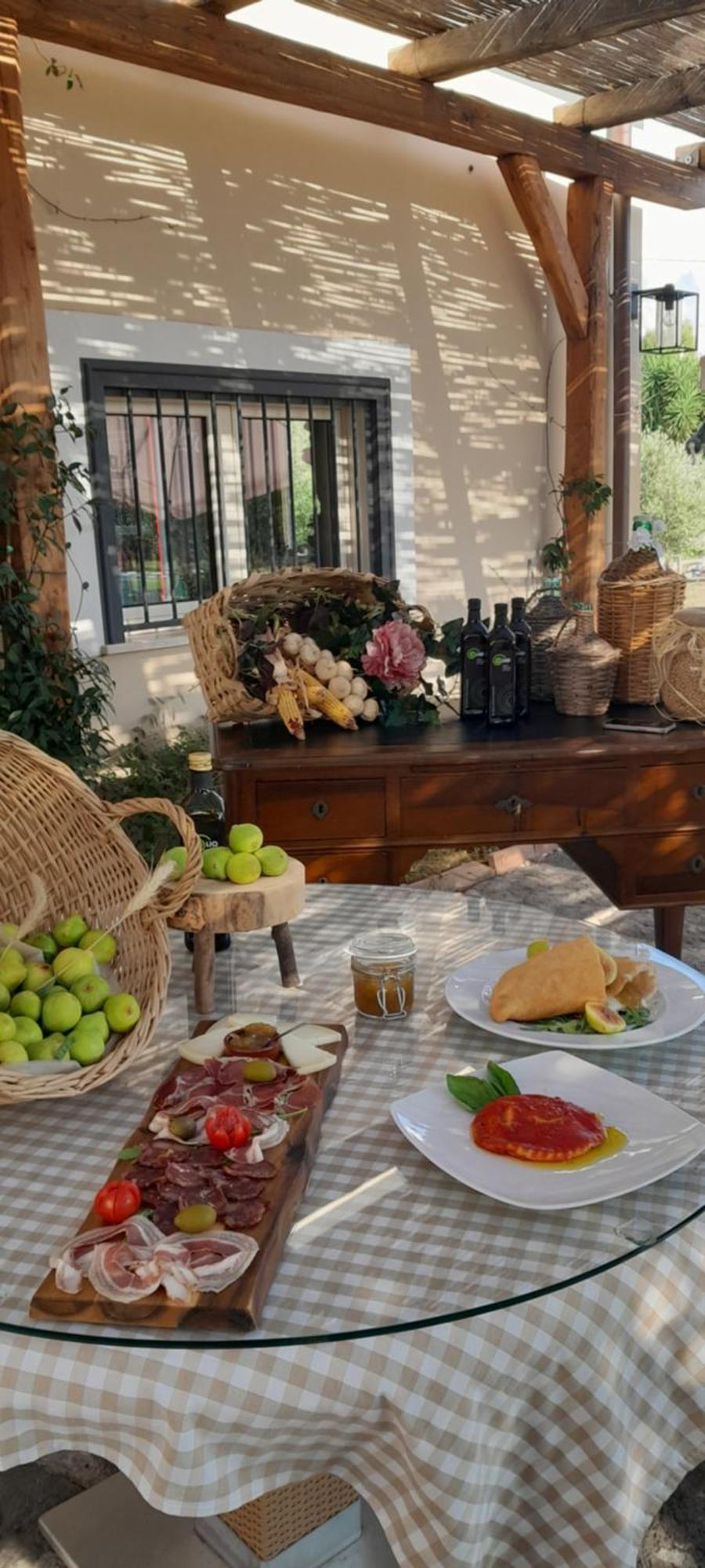 B&B Tenuta San Michele Capaccio Exterior photo